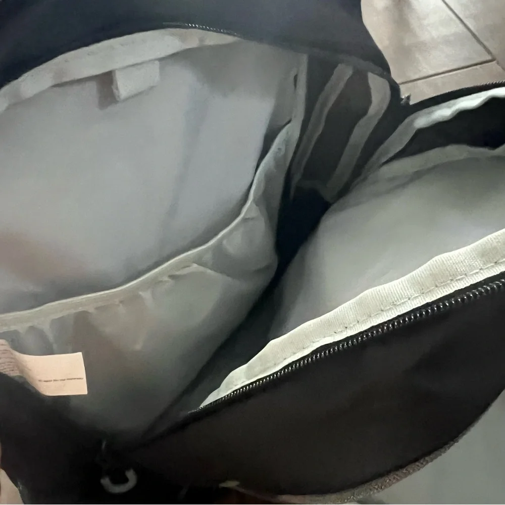 Crivit Cycling Black/Gray Backpack 14L Brand New with Tags - Picture 7 of 8